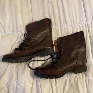Steve Madden brown leather combat boots never worn